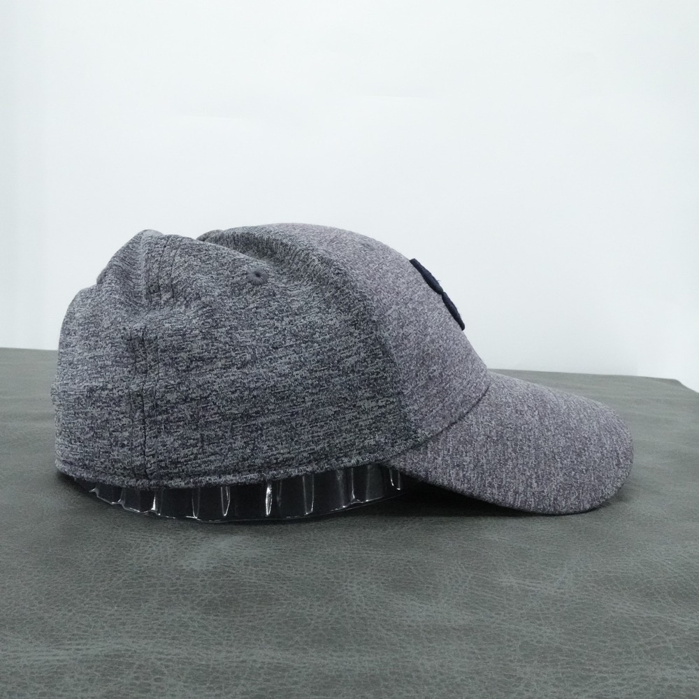 Black Clover Hat Cap Mens S/M Gray Stretch Performance Lucky Clover Golf - Picture 4 of 8